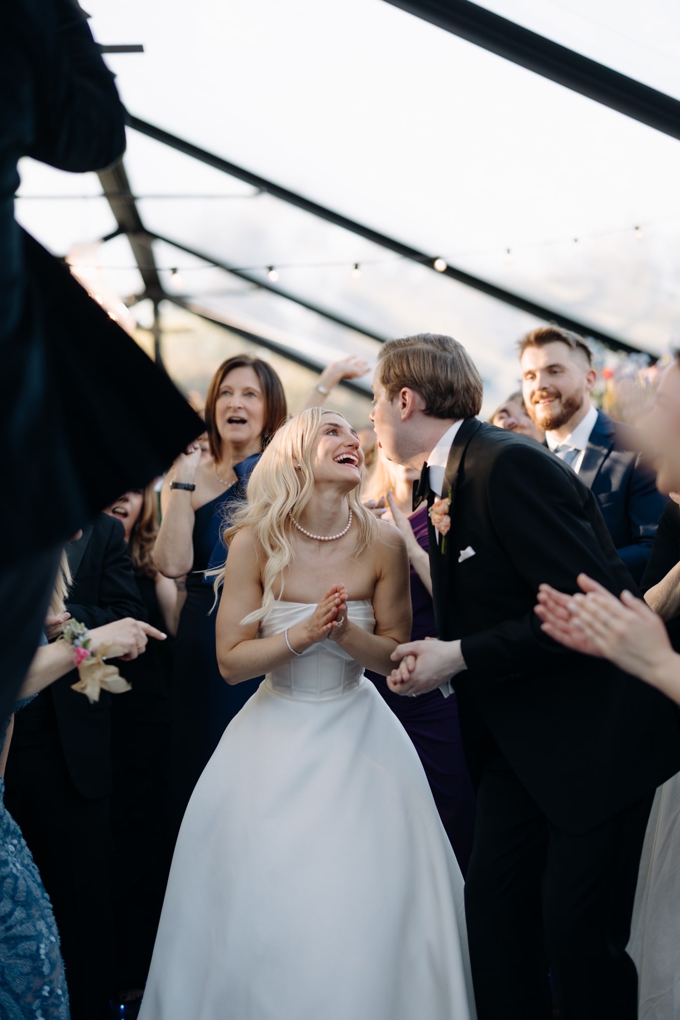 Garden Elegance Along the Potomac’s Shimmering Edge